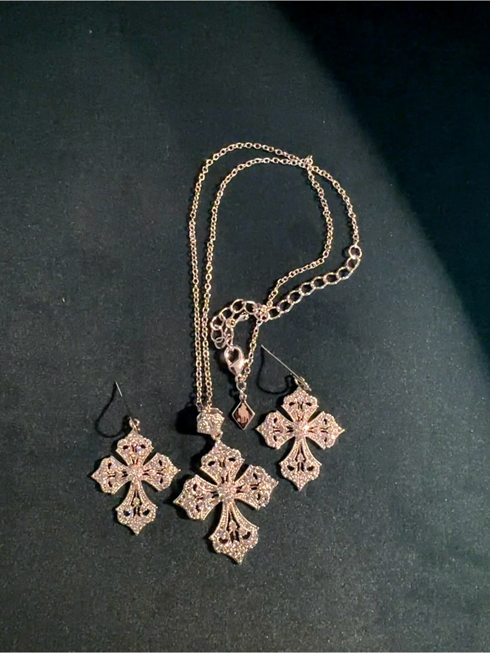 Vintage Montana Silversmiths Silver Cross Necklace and Earrings Set - Picture 2 of 6